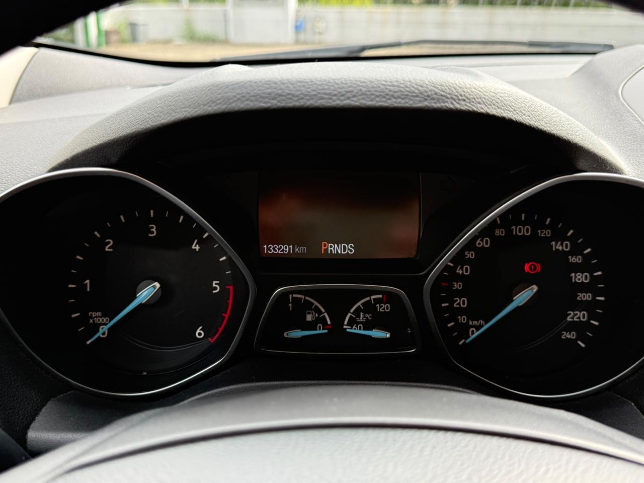 Ford Kuga 2.0 TDCI 120 CV S&S 2WD Powershift Titanium