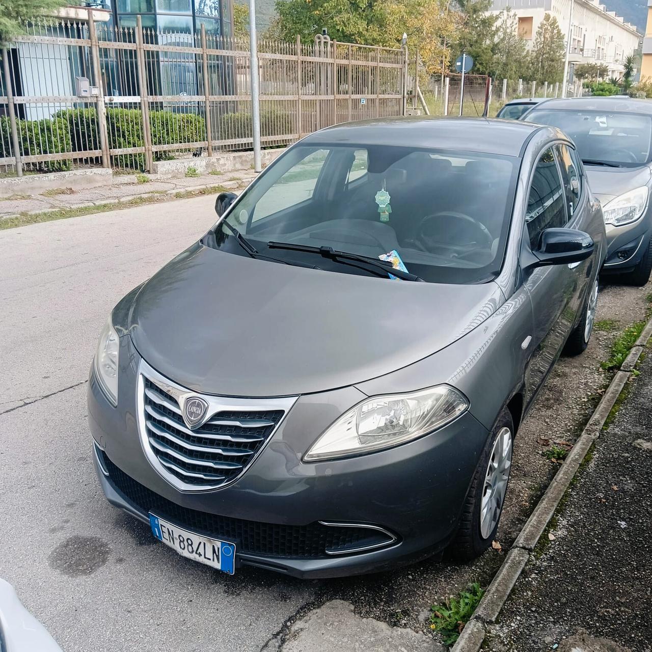 Lancia Ypsilon 1.3 MJT 16V 95 CV 5 porte S&S Gold