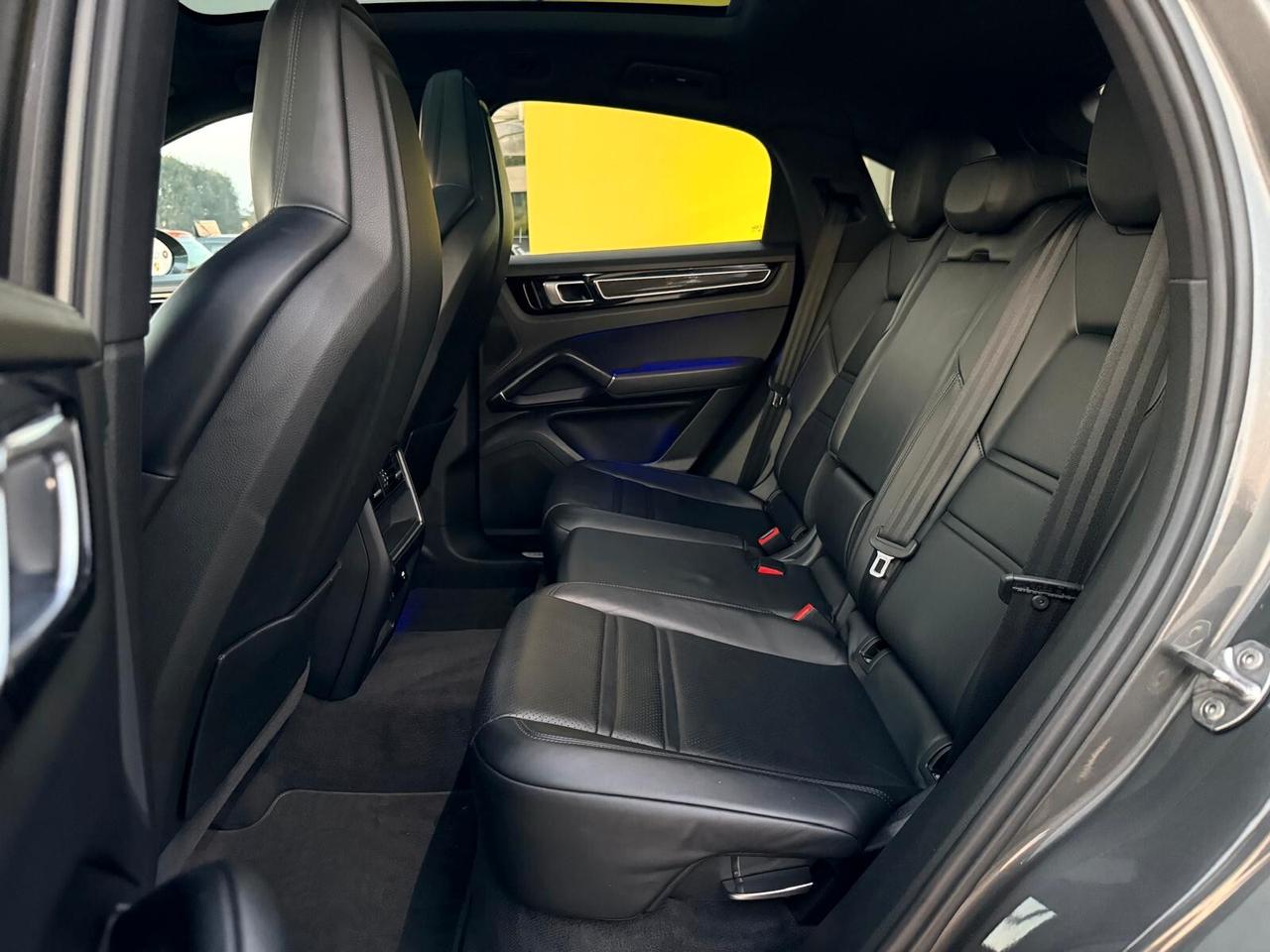 Porsche Cayenne Coupé 3.0 V6 340cv