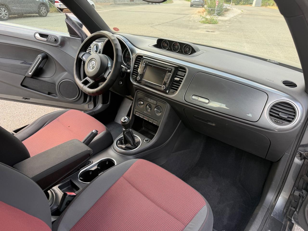 Volkswagen Maggiolino 1.6 TDI Design