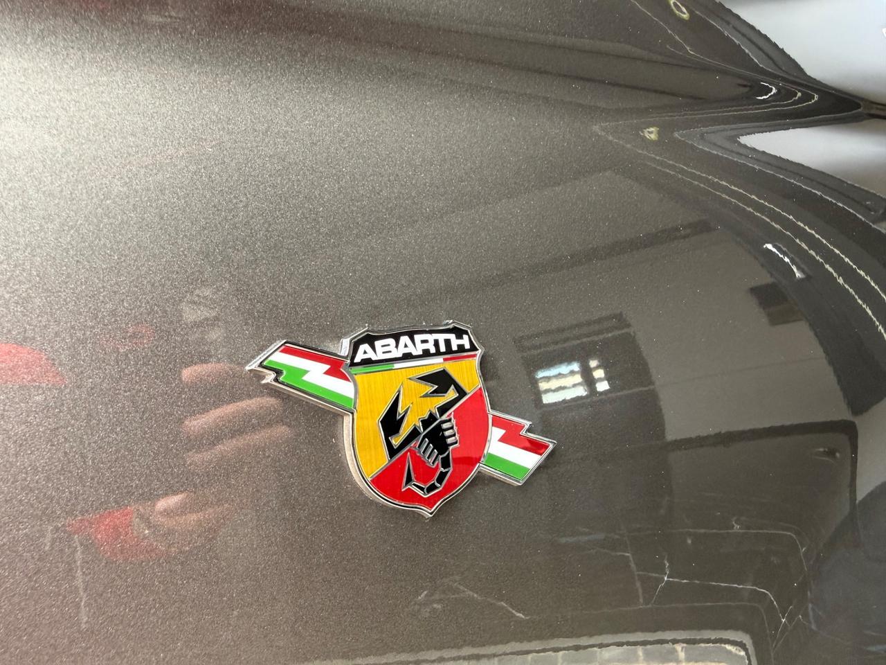 Abarth 595 1.4 Turbo T-Jet 165 CV