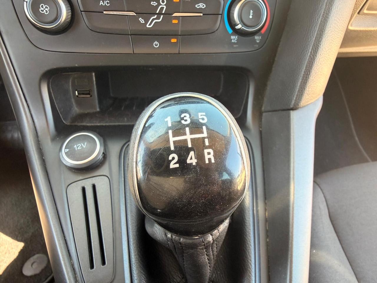 Ford Focus 1.6 120 CV GPL Titanium