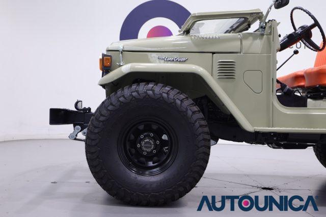 TOYOTA Land Cruiser BJ 42 RESTAURATA