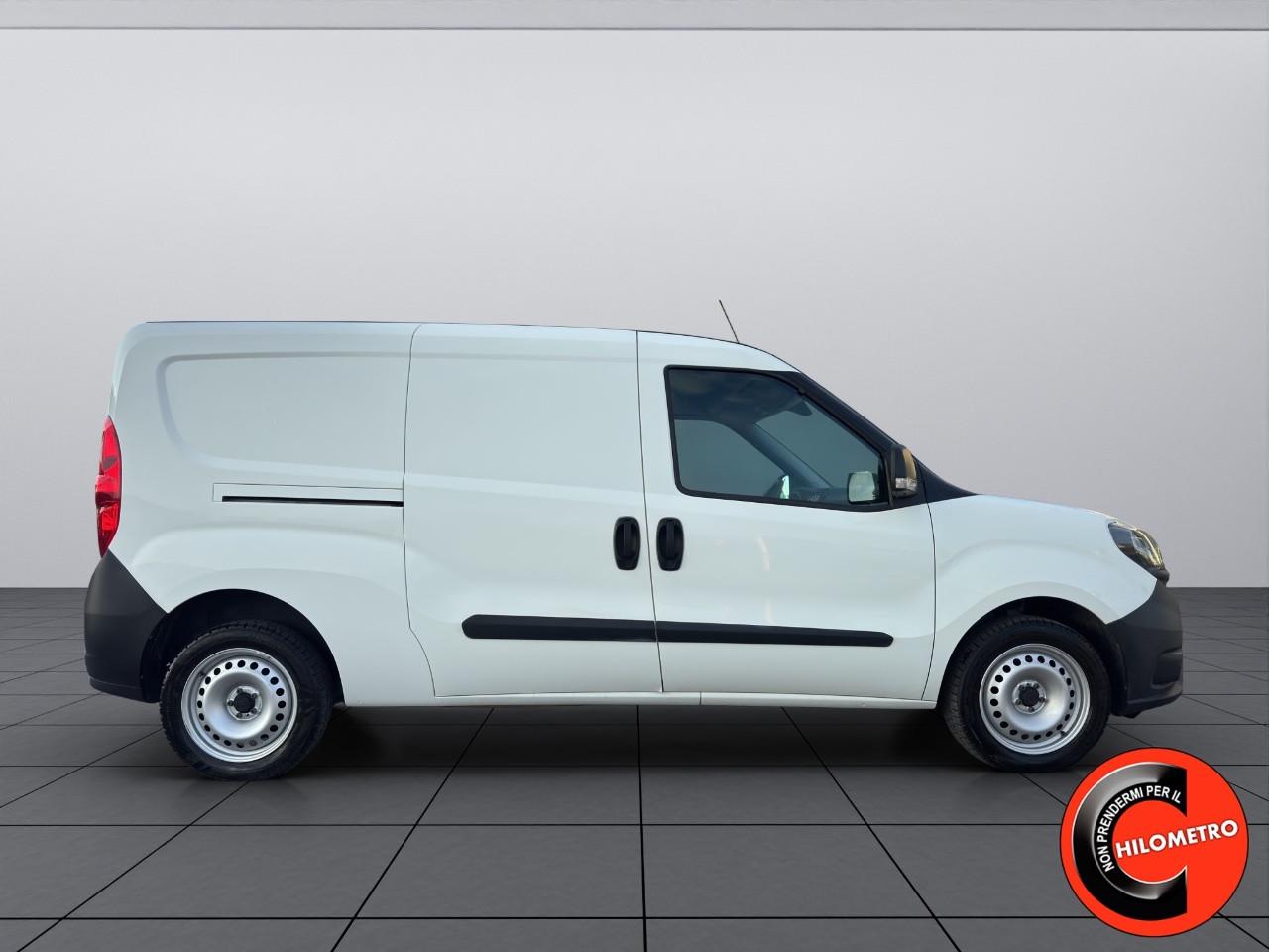 Fiat Doblo MAXI N1 1.4 N.P(PL-TN-L2H1)3 POSTI-BENZINA METANO-SENSORI-SCADENZA BOBOLE 2028-