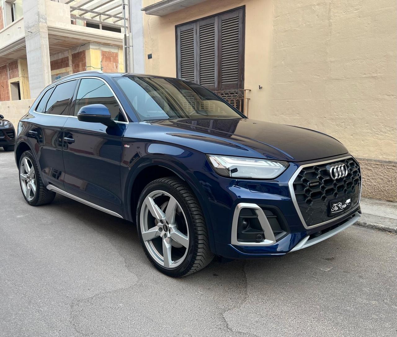 AUDI Q5 2.0 TDI 204CV MHEV S-LINE PLUS QUATTRO PELLE NAVI CAM ANNO 2021