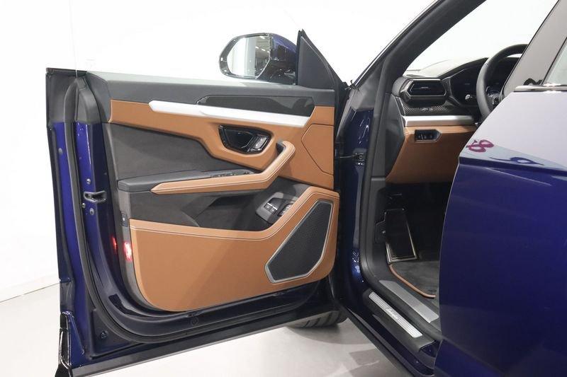 Lamborghini Urus 4.0 SE