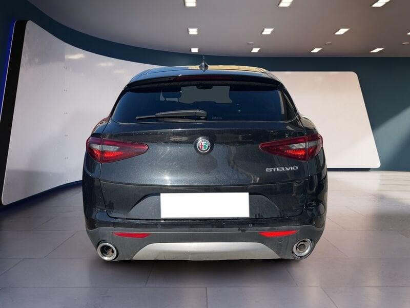 Alfa Romeo Stelvio 2020 2.2 t Business rwd 160cv auto