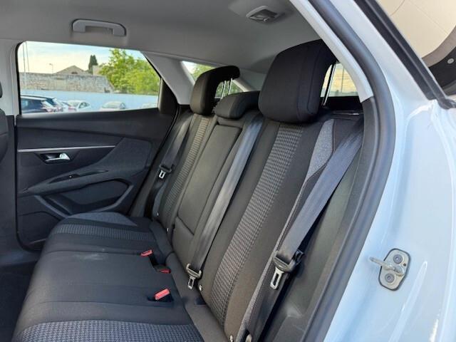 Peugeot 3008 BlueHDi 130 S&S Allure 2018