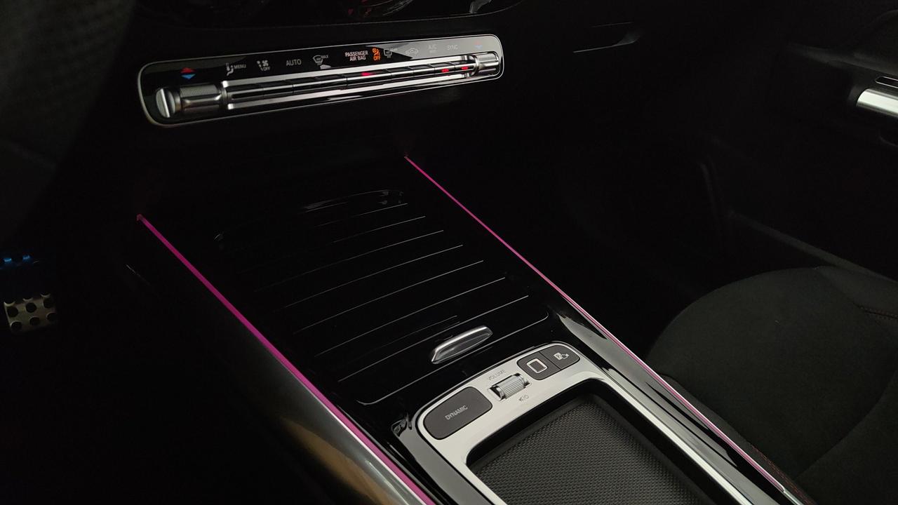 Mercedes-Benz GLA 200 d automatic