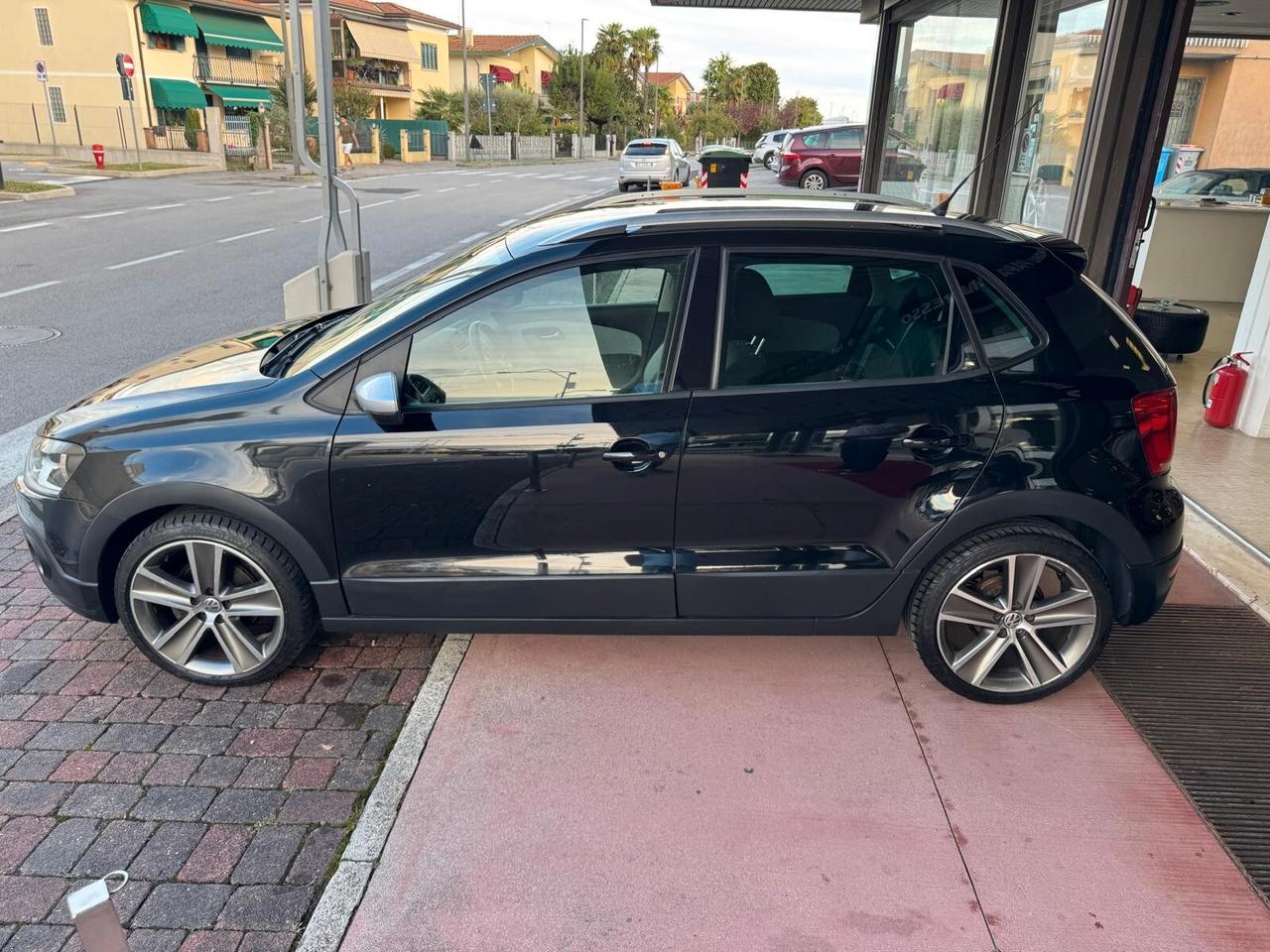 Volkswagen PoloCross 1.4 5 porte Comfortline