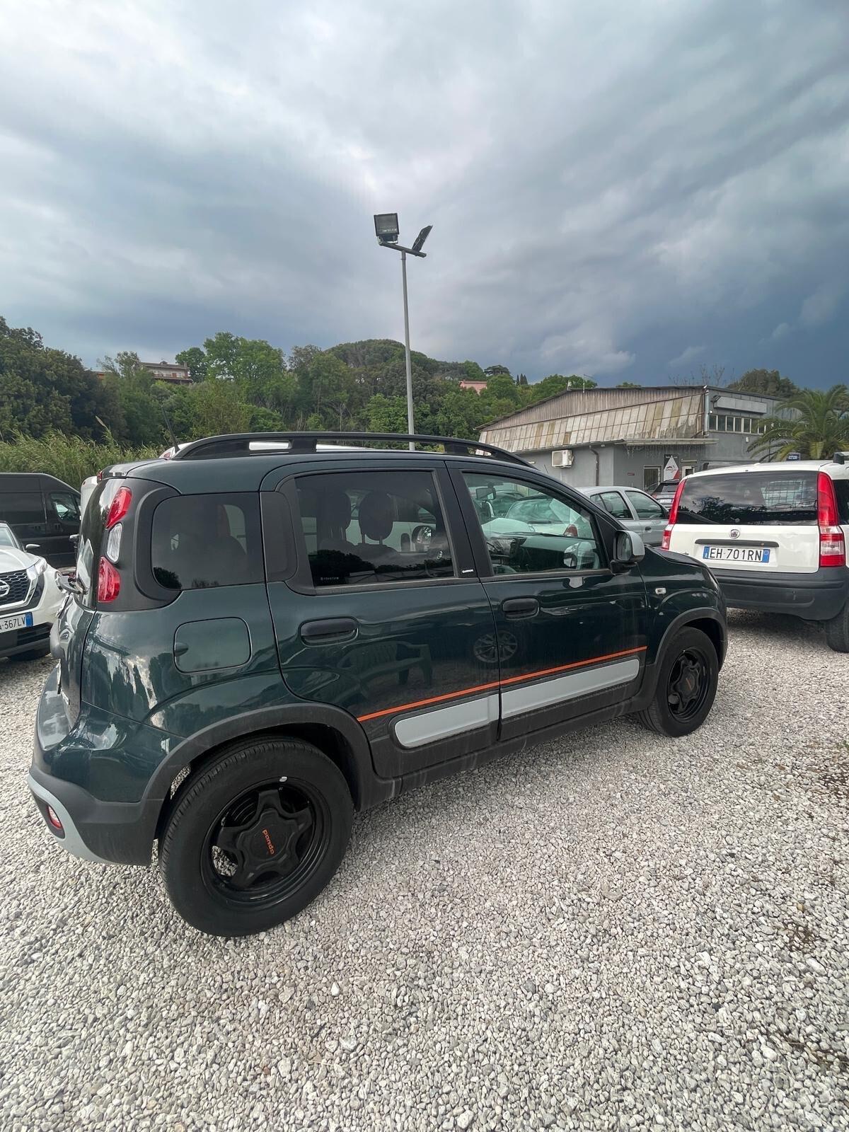Fiat Panda 1.0 FireFly S&S Hybrid City Cross