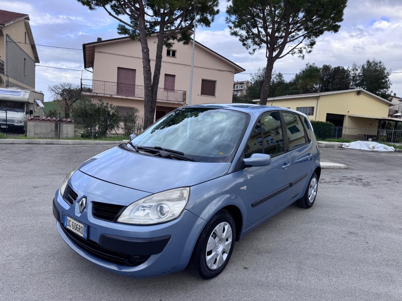 Renault Scenic Scénic 1.6 16V GPL