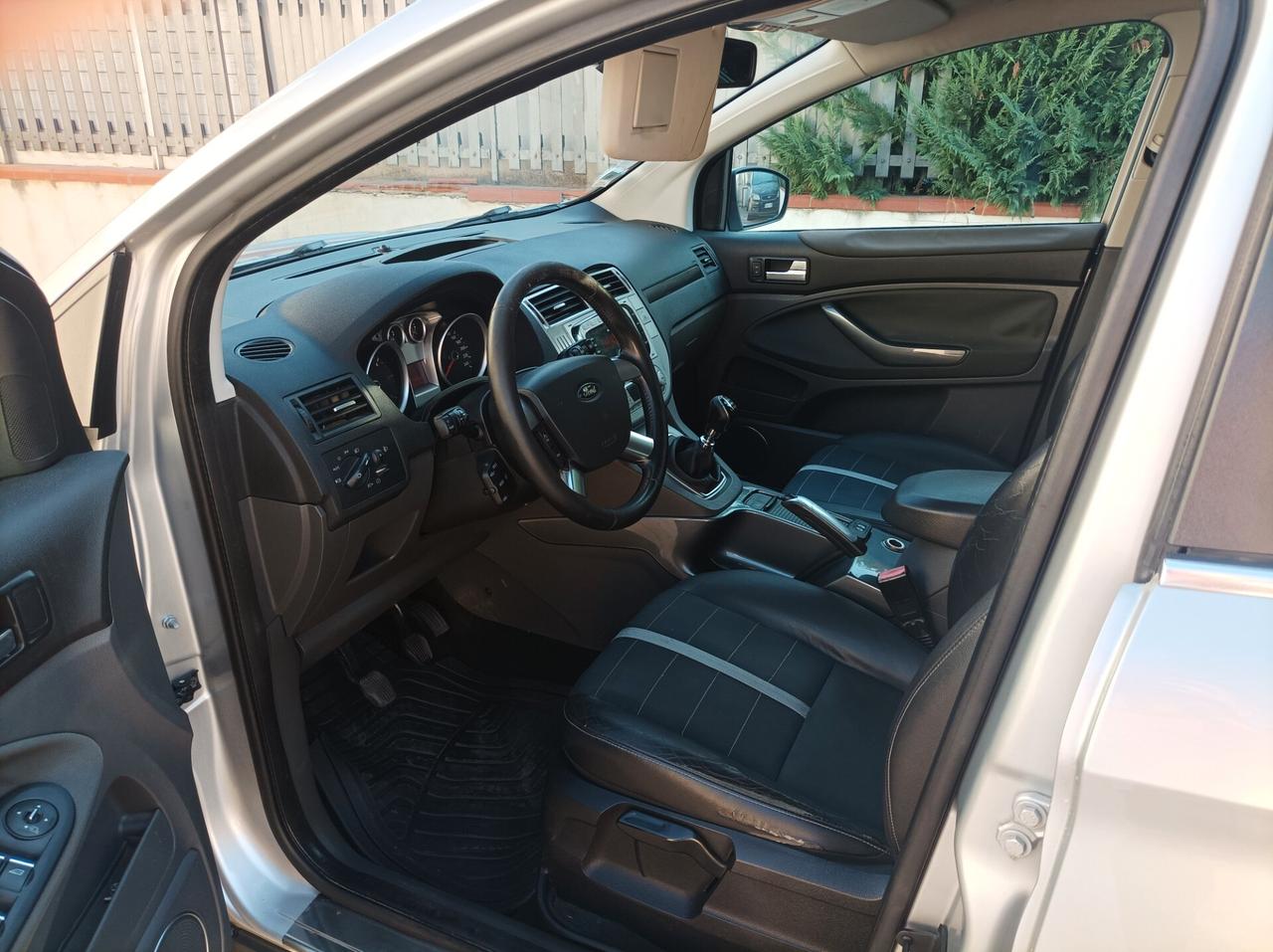 Ford Kuga Kuga+ 2.0 TDCi 136 CV 2WD DPF