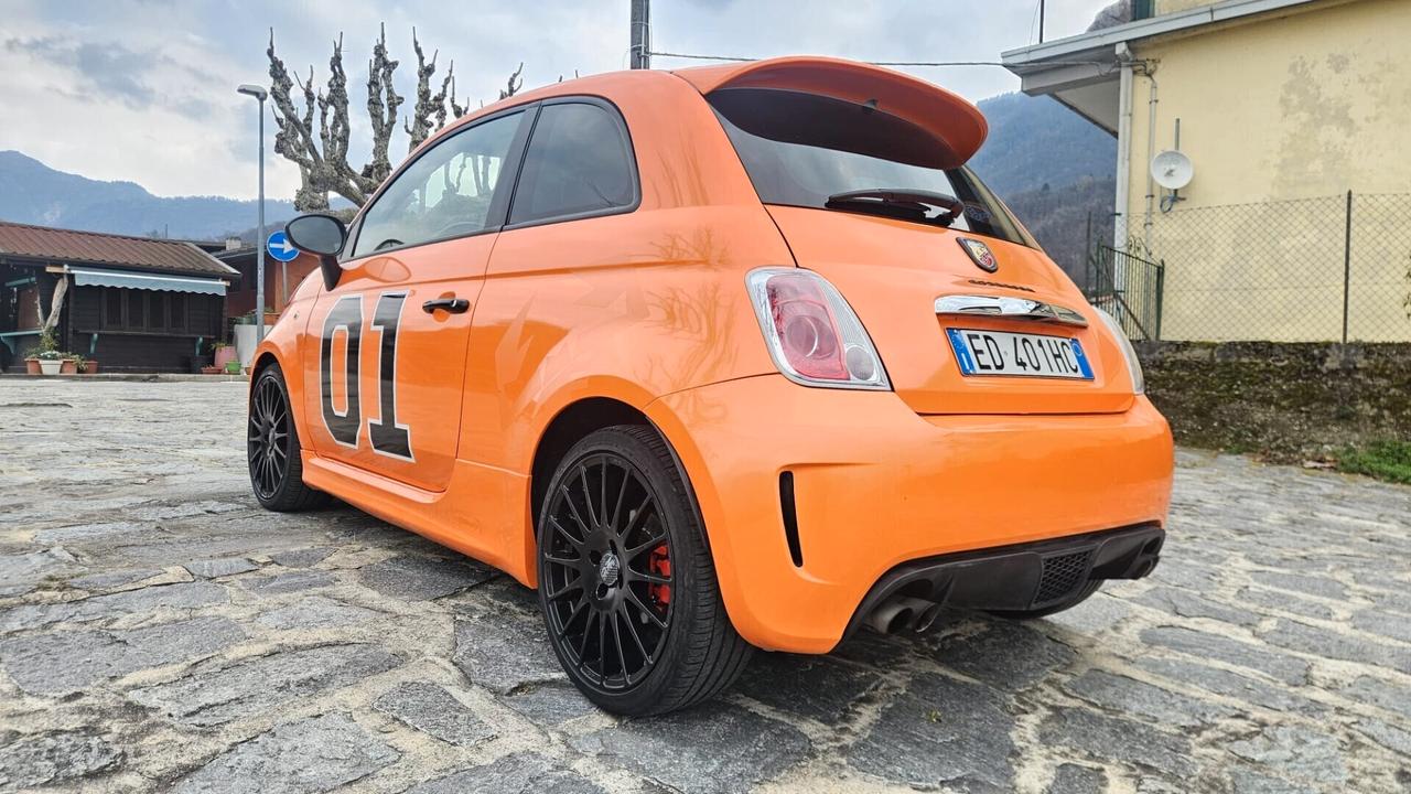 Abarth 500 1.4 Turbo T-Jet esseesse 160 cv