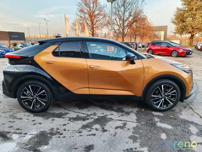 Toyota C-HR 2.0 phev Lounge Premiere fwd e-cvt
