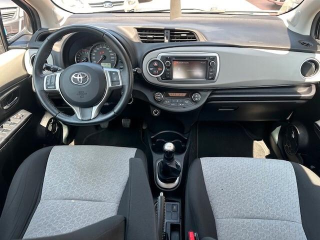 Toyota Yaris 1.0 5 porte Lounge