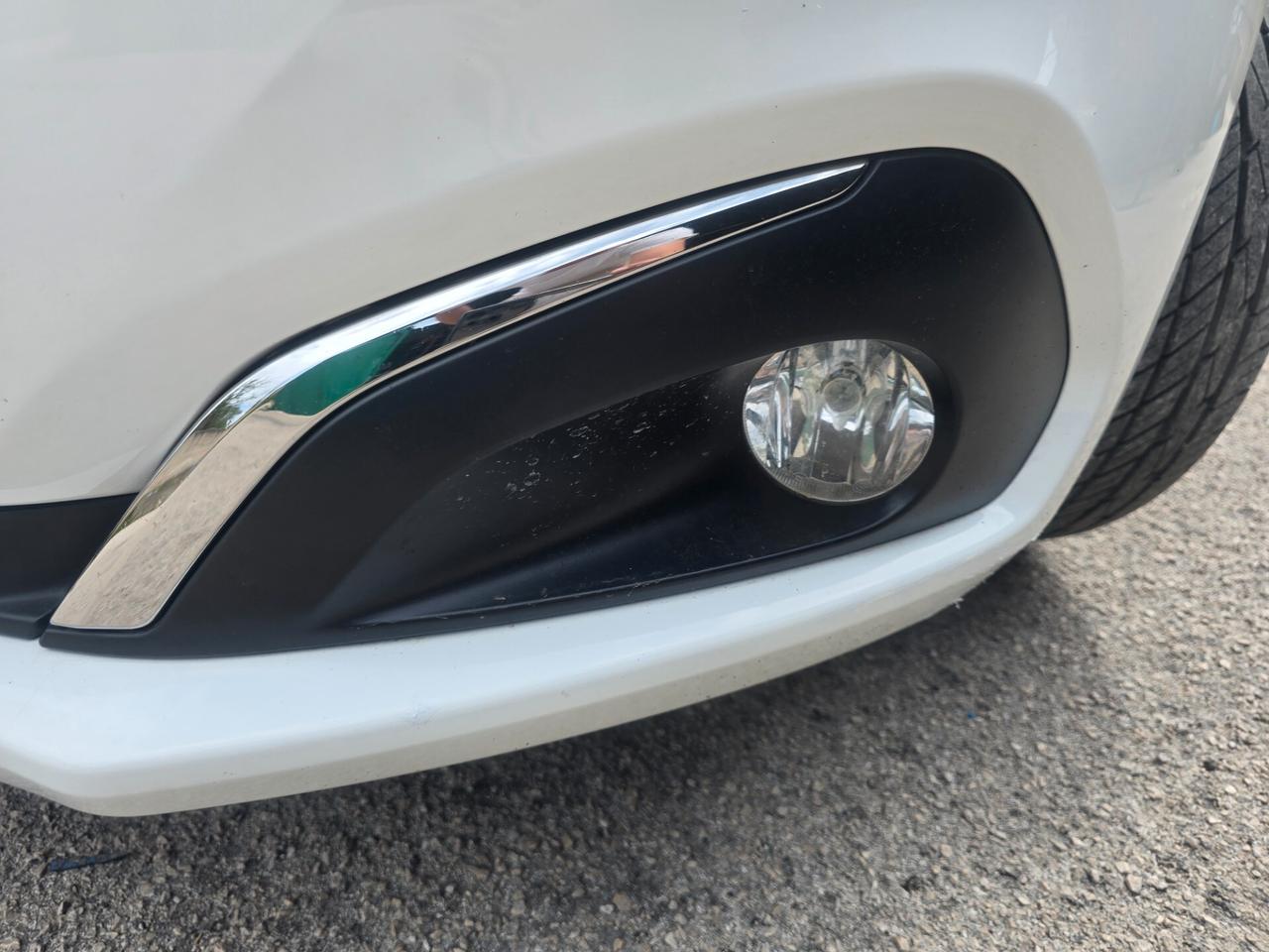 Peugeot 208 1.2GPL economica full nuova 2016