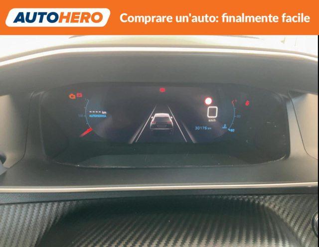 PEUGEOT 2008 PureTech 100 Allure Pack