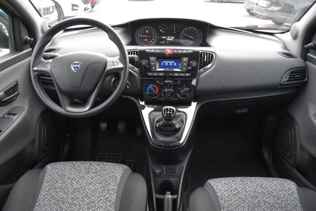 LANCIA Ypsilon 1.2 69 CV 5 porte GPL Ecochic Silver