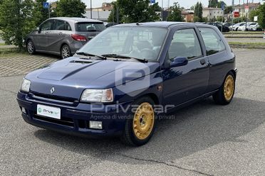 RENAULT Clio 1.8i 16V cat
