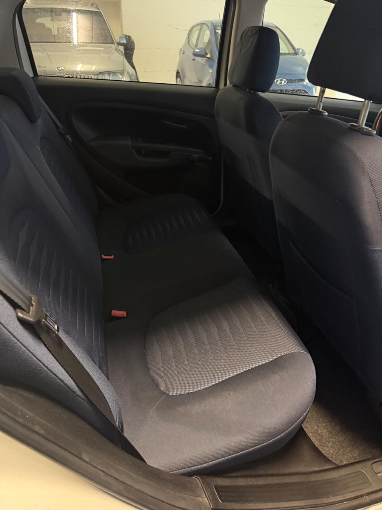 Fiat Grande Punto 1.4 5 porte Active Natural Power