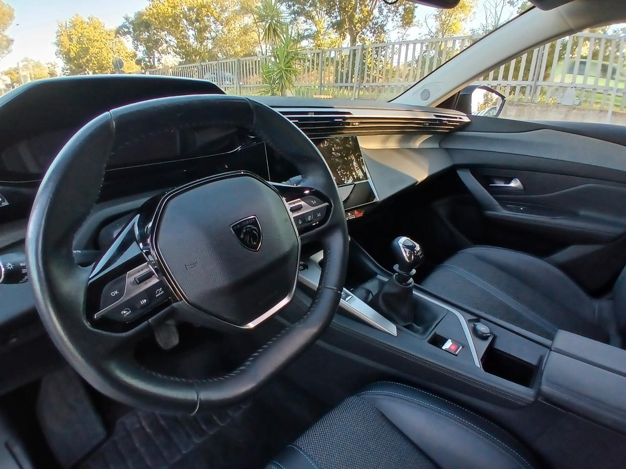 Peugeot 308 PureTech Turbo 130 S&S SW Allure