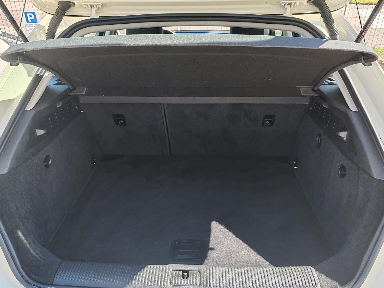 Audi A3 SPB 1.6 TDI clean diesel Business