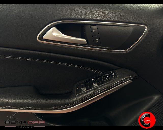 MERCEDES-BENZ GLA 180 Business