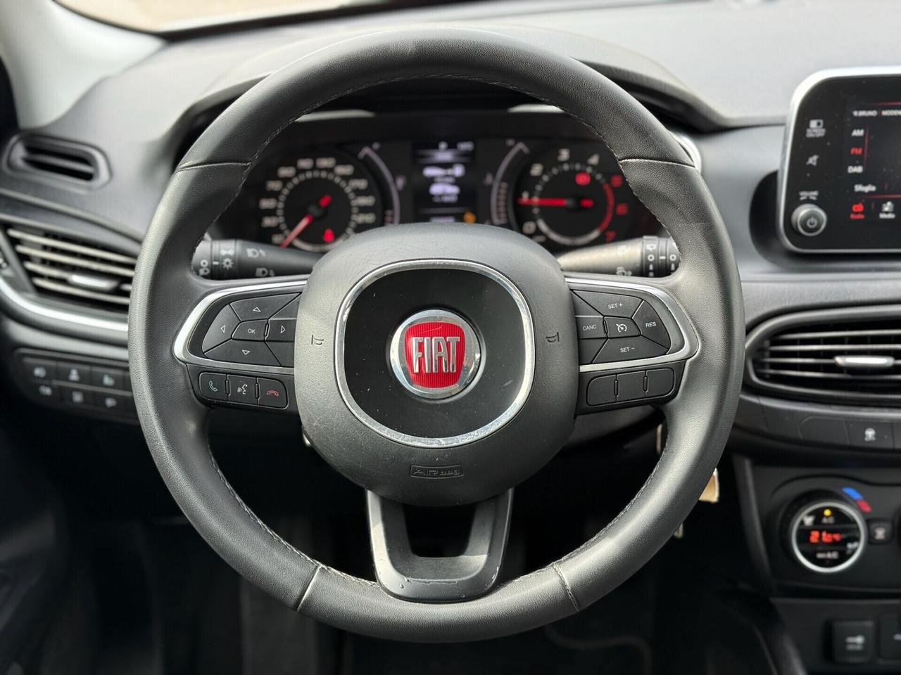 FIAT Tipo 2019 1.6Mtj Lounge 120cv Cambio Automatico
