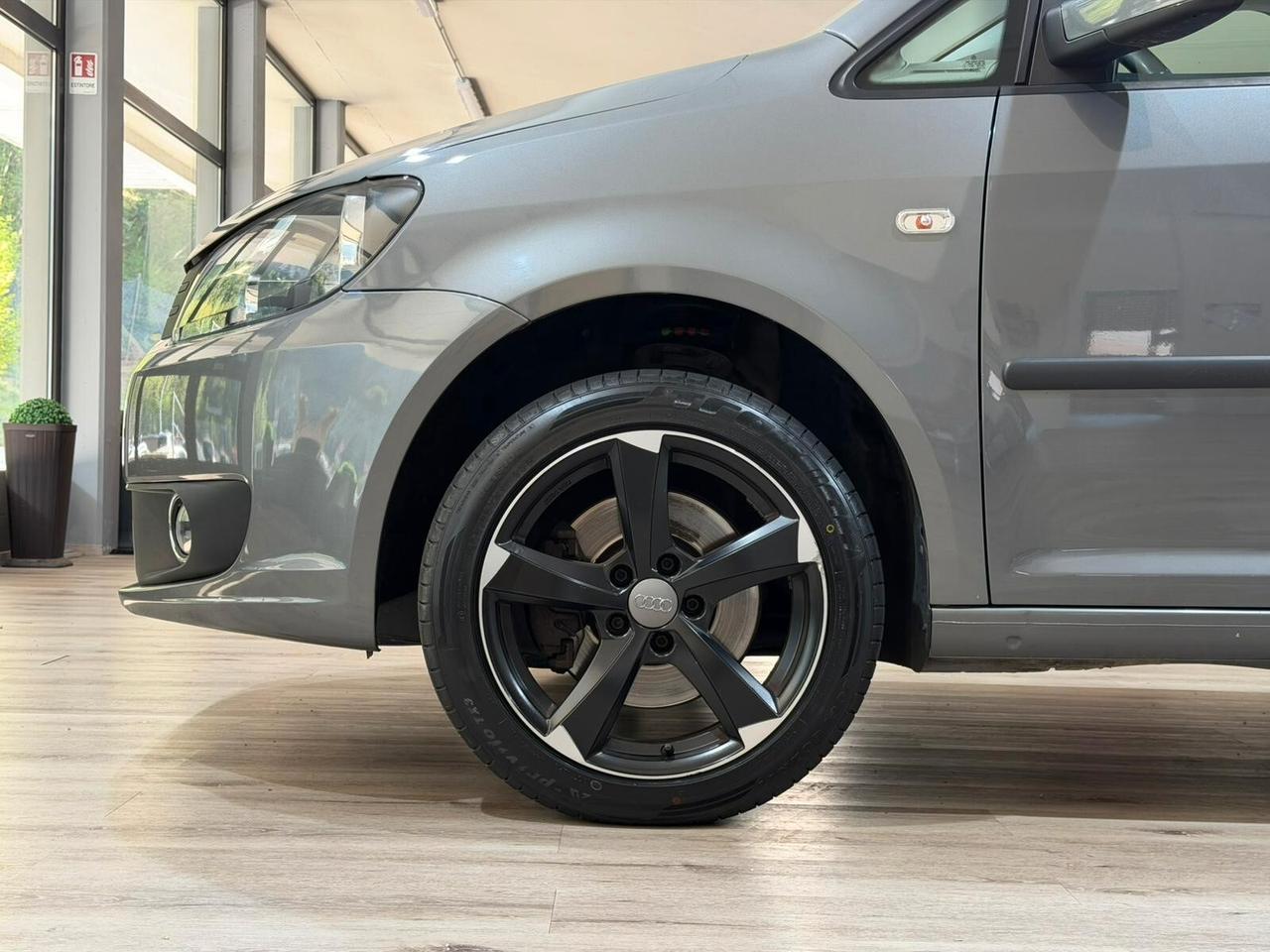 VW CADDY MAXI 1.6 TDI 102CV 7POSTI GANCIO TRAINO