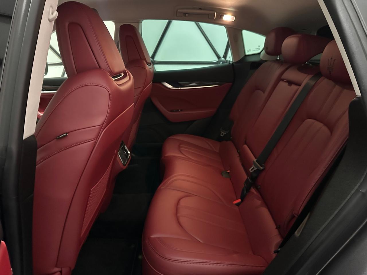 Maserati Levante V6 AWD Gransport