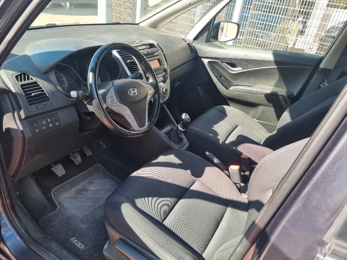 Hyundai iX20 1.4 CRDI 90 CV APP MODE