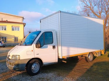Peugeot Boxer Negozio