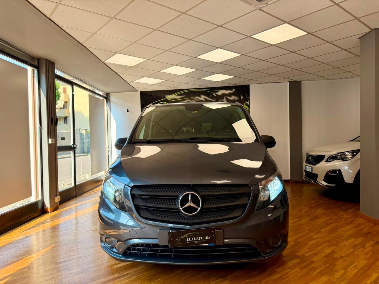 Mercedes-benz Vito MB VITO-TOURER 9PST 2.2CDI Extra-Long VIP