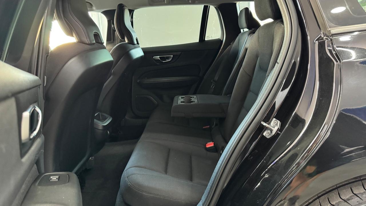 Volvo V60 D3 Geartronic Momentum Plus-2020