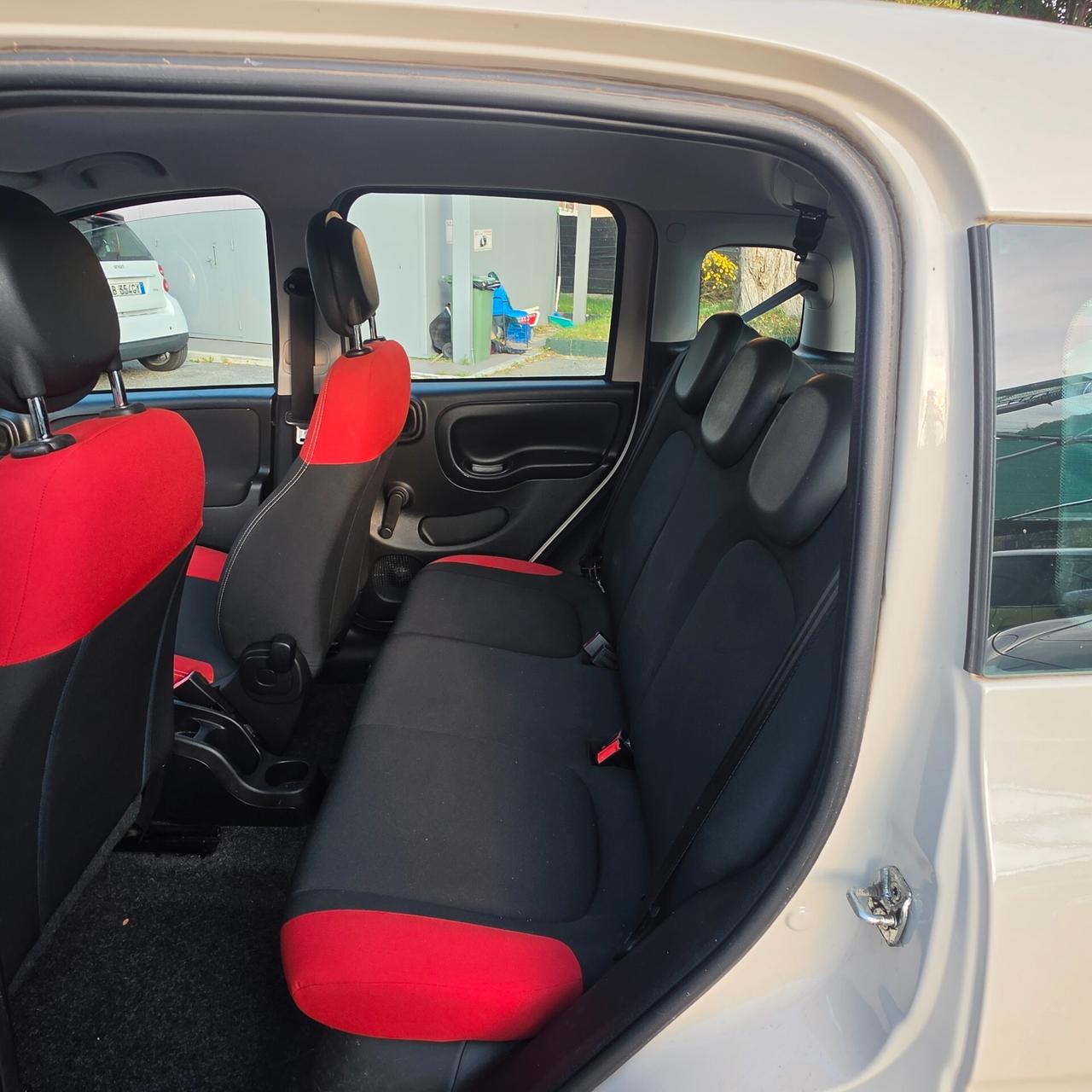 Fiat Panda 0.9 TwinAir Turbo Pandazzurri