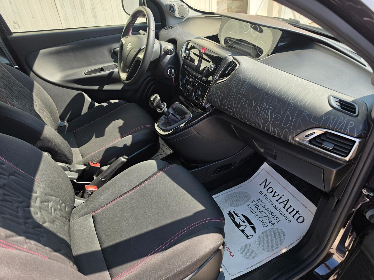Lancia Ypsilon Paris 1.2 benzina 70cv