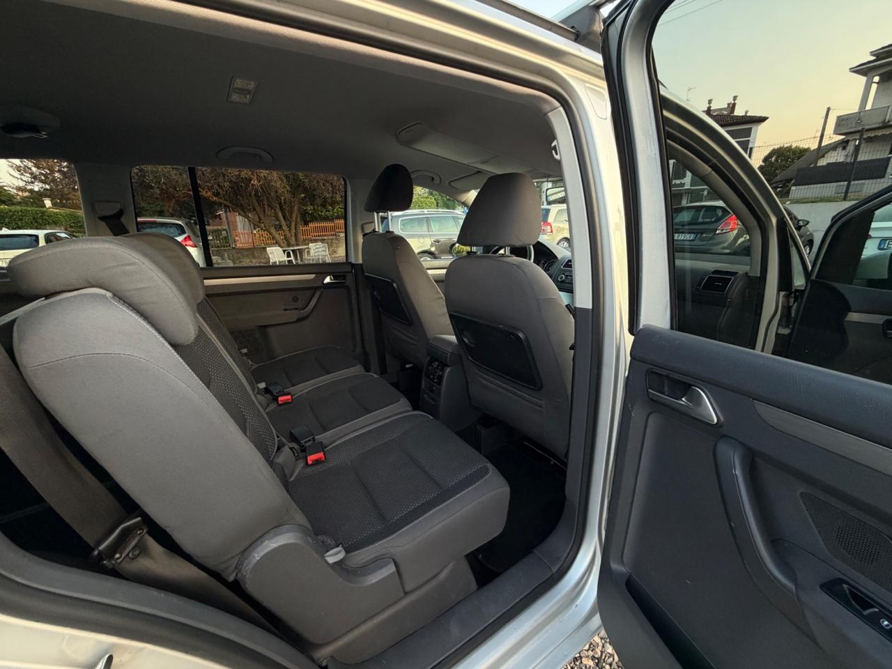 Volkswagen Touran 1.6 TDI DPF Comfortline BMT