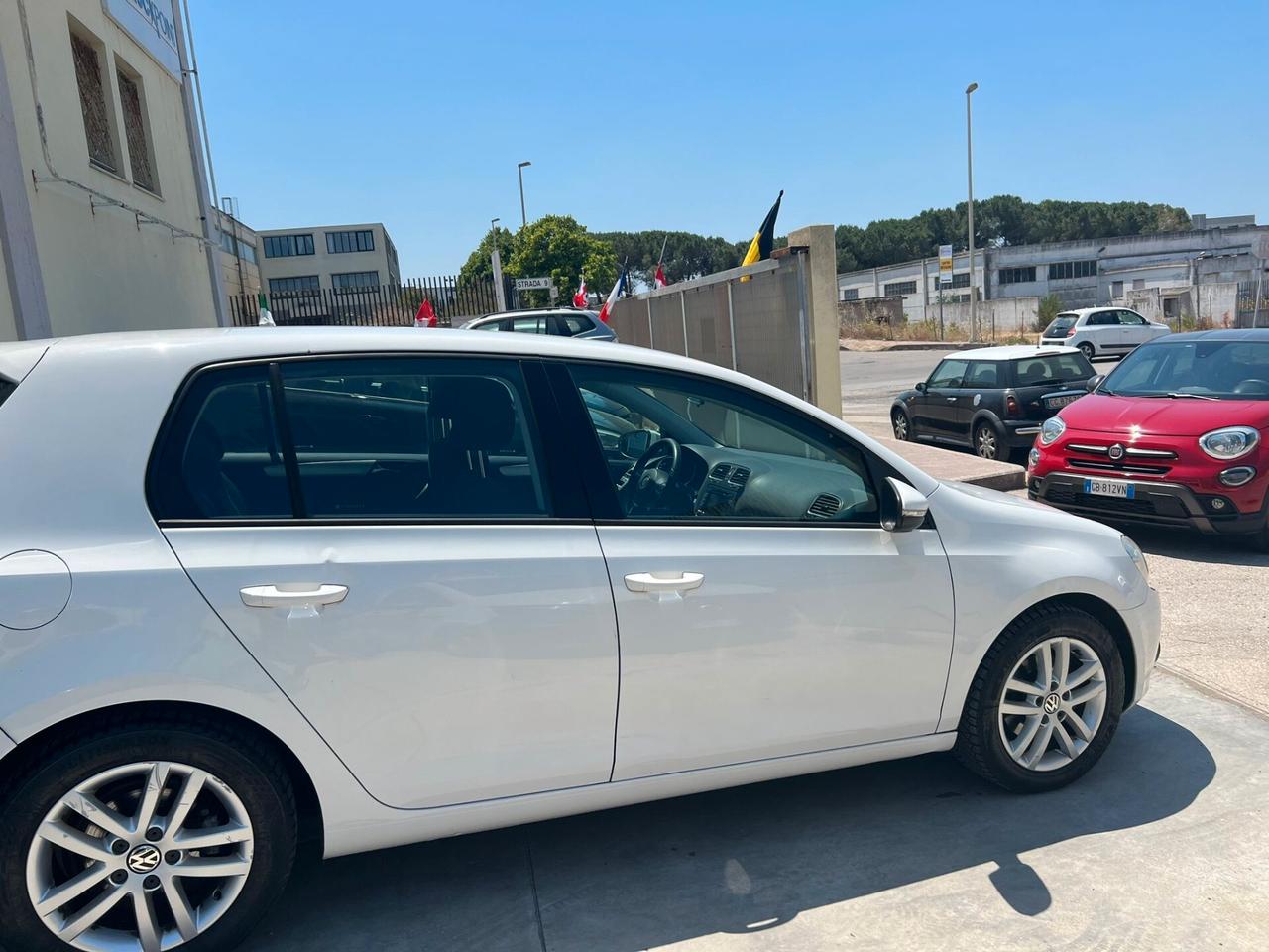 Volkswagen Golf 6 1.6 tdi UNICO PROP FULL OPTIONAL