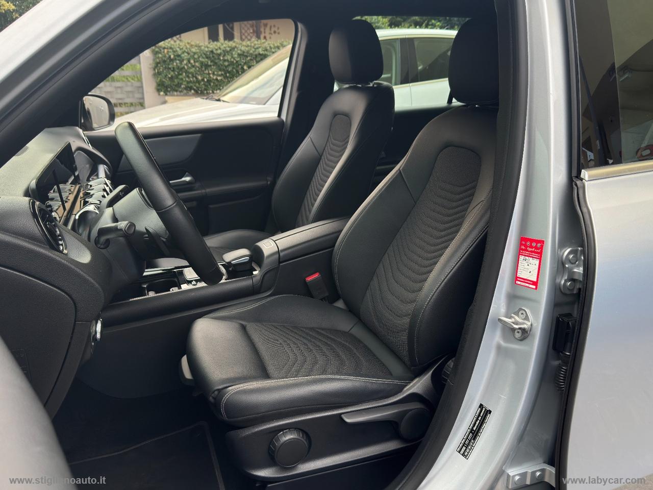 MERCEDES-BENZ GLB 220 d Automatic 4Matic Sport