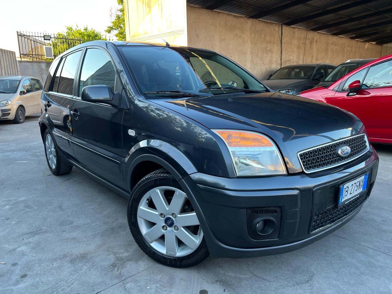 Ford Fusion 1.6 TDCi 5p. Collection