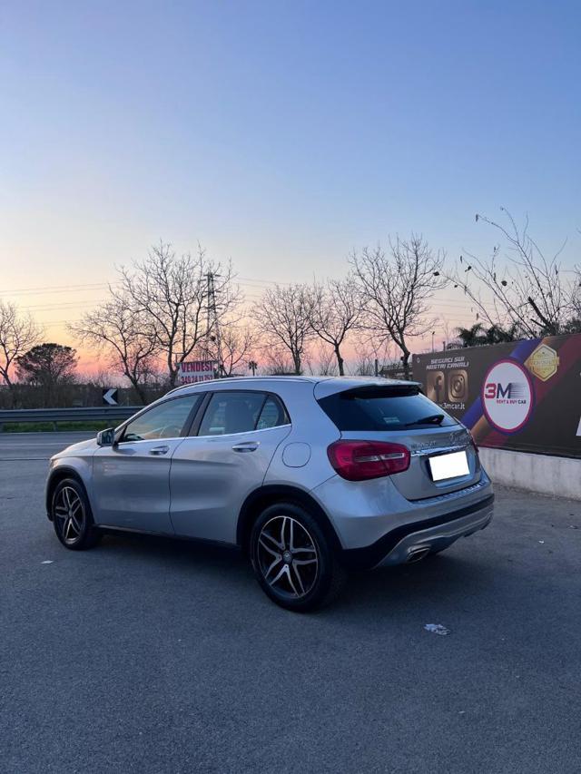 MERCEDES-BENZ GLA 220 CDI Automatic 4Matic Premium