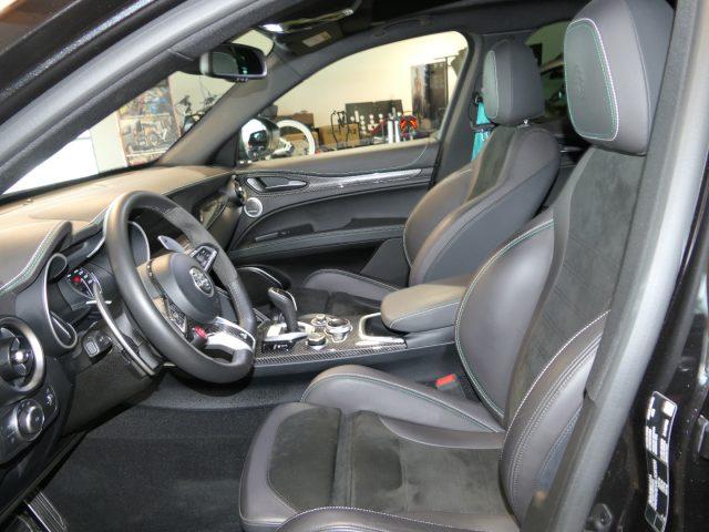 ALFA ROMEO Stelvio 2.9 Bi-Turbo V6 510 CV QV CARBO-AKRAPOVIC