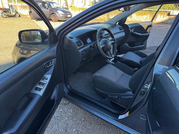 Toyota Corolla 1.6 16V 5 porte Sol ESP
