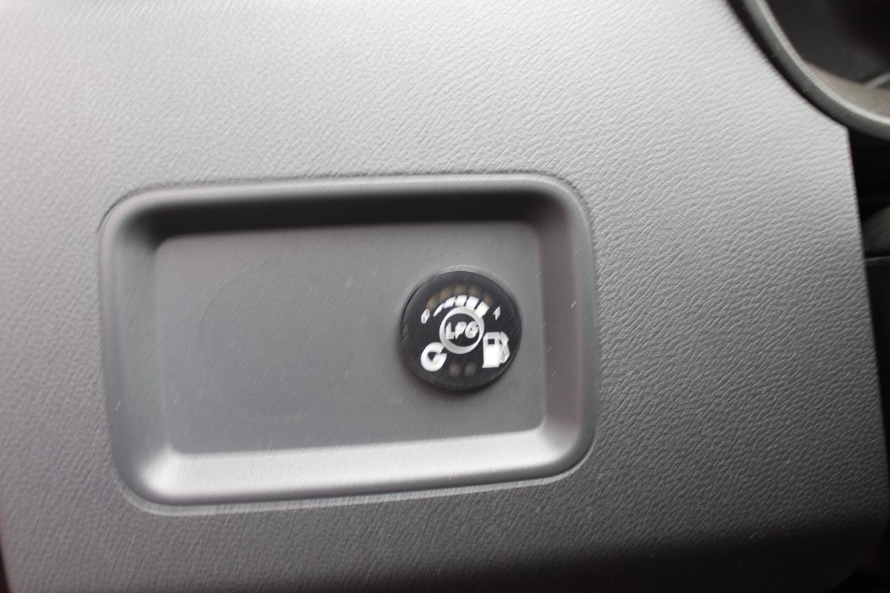 Dacia Duster 1.0 TCe 100 CV ECO-G 4x2 Prestige
