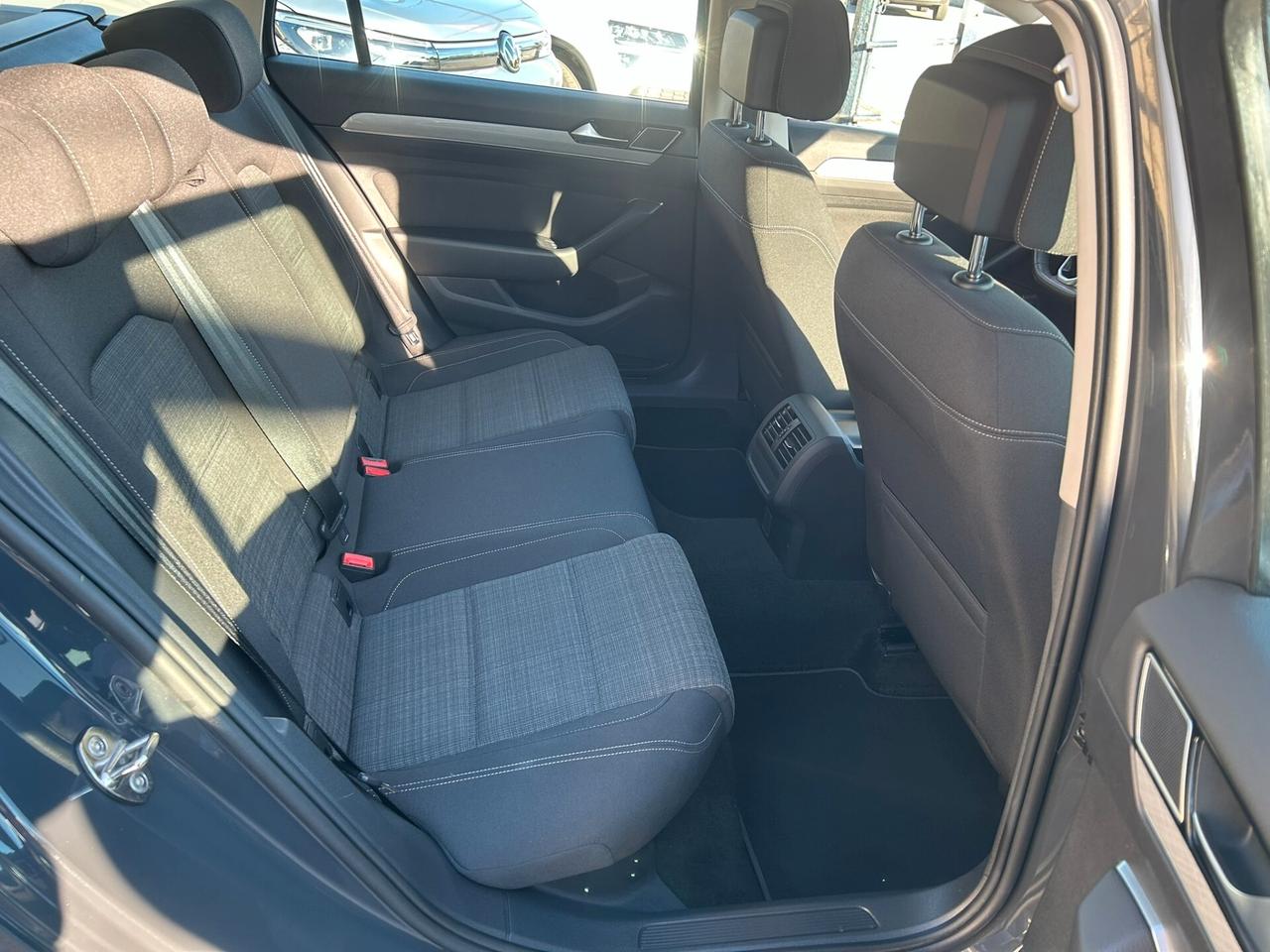 VW PASSAT VARIANT 2.0 TDI 150CV DSG Business