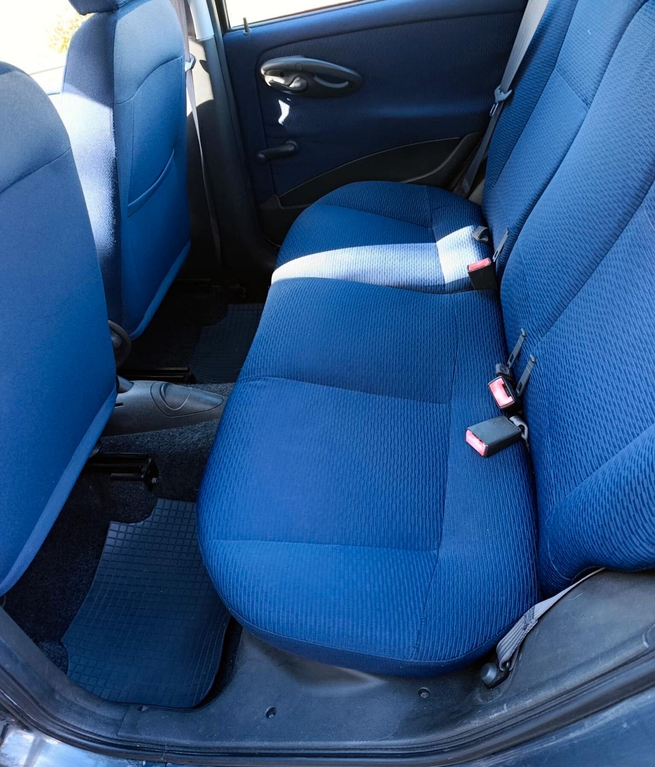 Fiat Punto 1.2i cat 5 porte ELX solo 130000 km