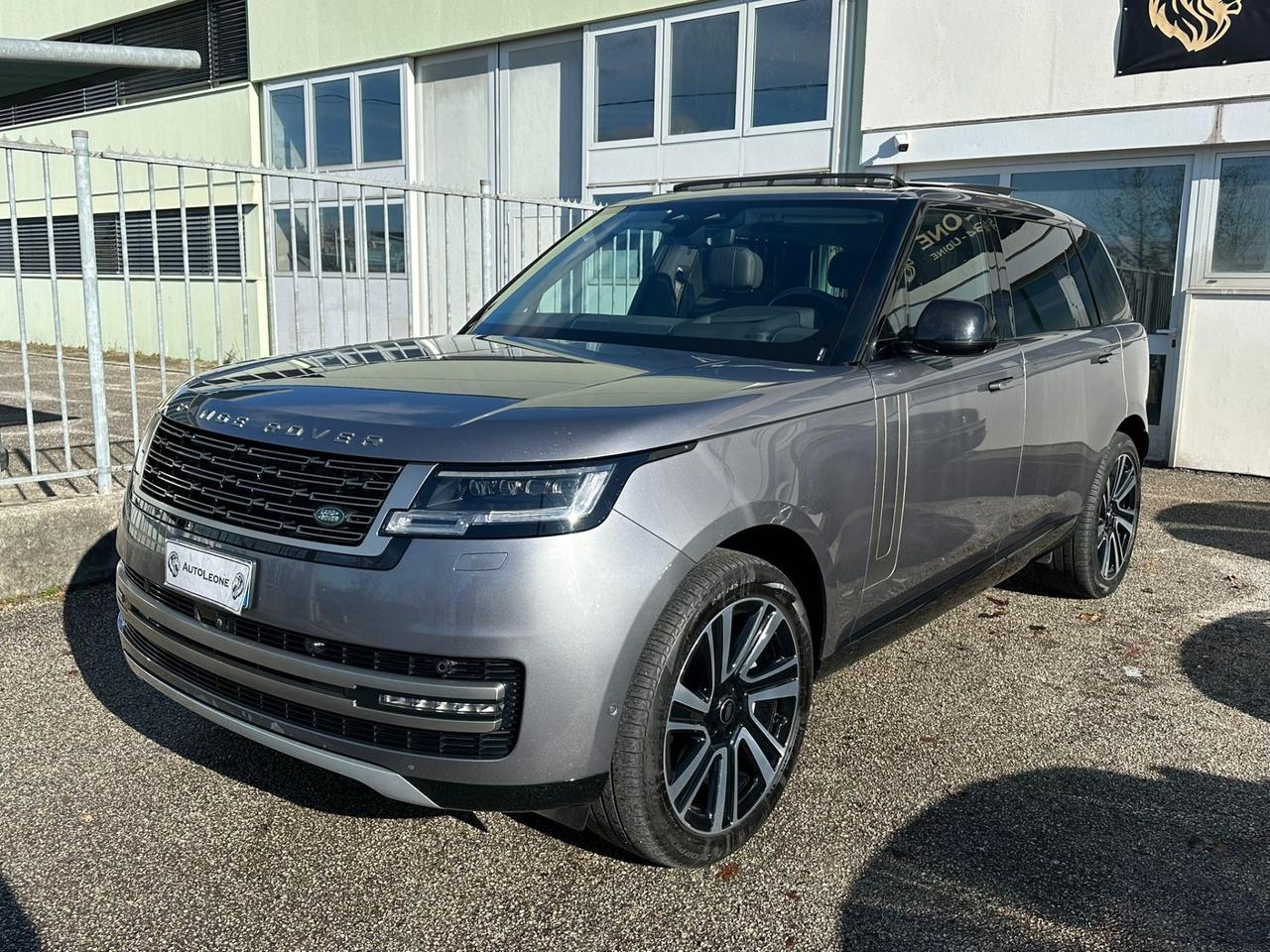 Land Rover Range Rover Range Rover 3.0D I6 350 CV HSE LWB 7 posti