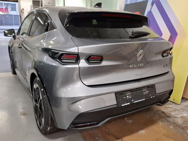 Renault Clio Nuova techno full hybrid E-Tech 160
