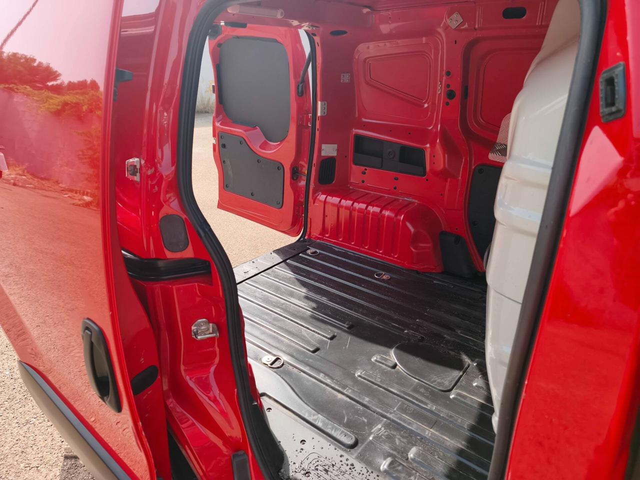 Fiat Fiorino Adventura 1.3 Mjt ( 12 mesi di garanzia )